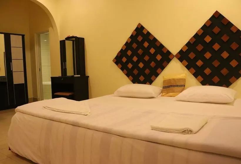 پانسیون Ras Beach Inn
