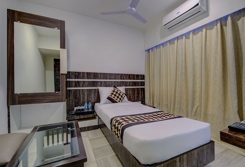 ホテル Edition O 30007 Crown Inn Panvel