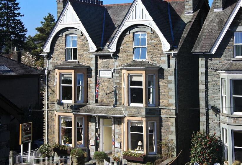 בית מלון כפרי Elder Grove