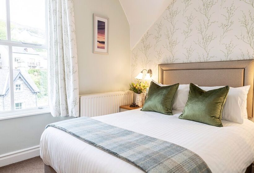 בית מלון כפרי Elder Grove