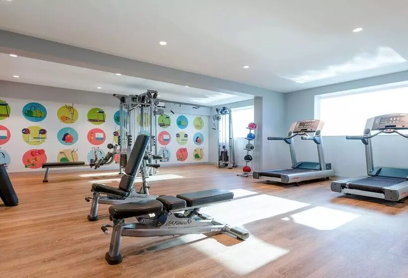 هتل Ibis Styles East Perth
