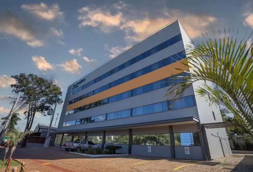 Hotelli Carandá Hplus Express