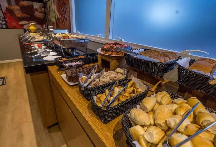 Hotelli Carandá Hplus Express