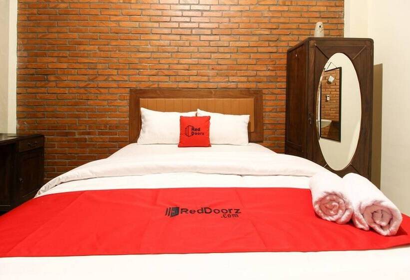 بنسيون Reddoorz Near Amikom Yogyakarta 2