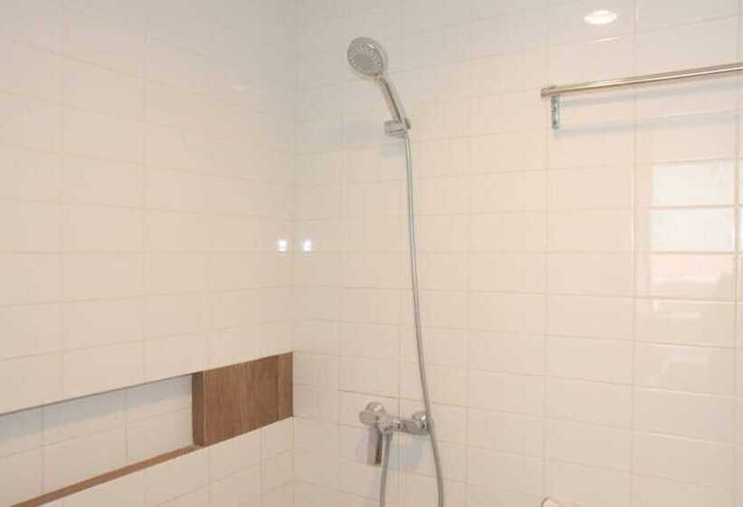 פנסיון Urbanview Odori Residence Pondok Indah By Reddoorz