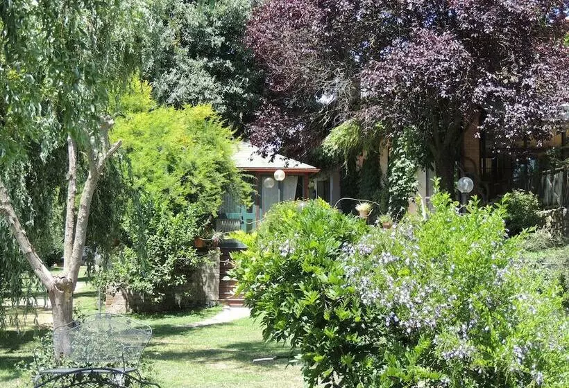 Отель Country Relais I Due Laghi