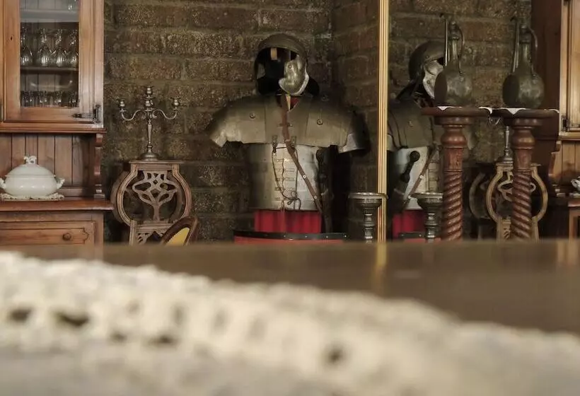 Отель Country Relais I Due Laghi