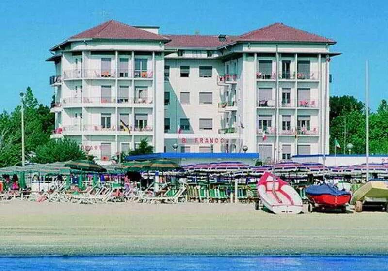 Отель Lungomare