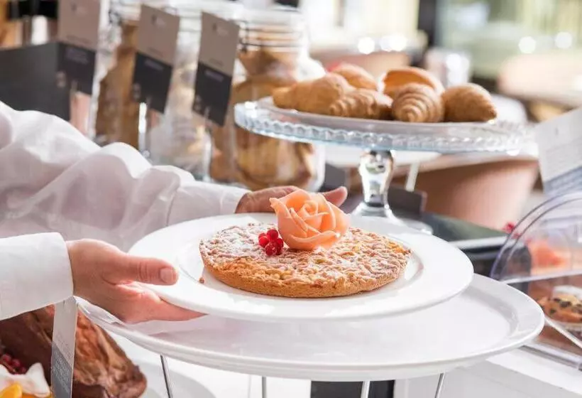 هتل Mercure Villa Romanazzi Carducci Bari