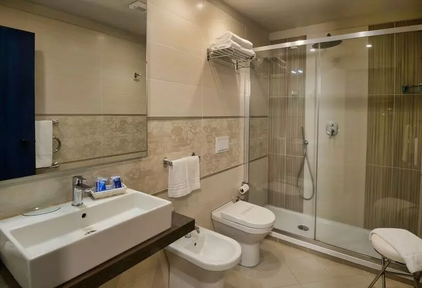 هتل President Park