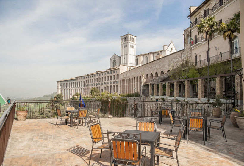 בית מלון כפרי Subasio