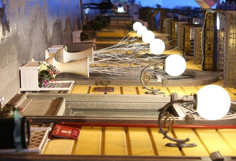 هتل Vergilius Billia