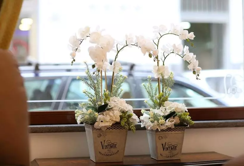 هتل Vergilius Billia