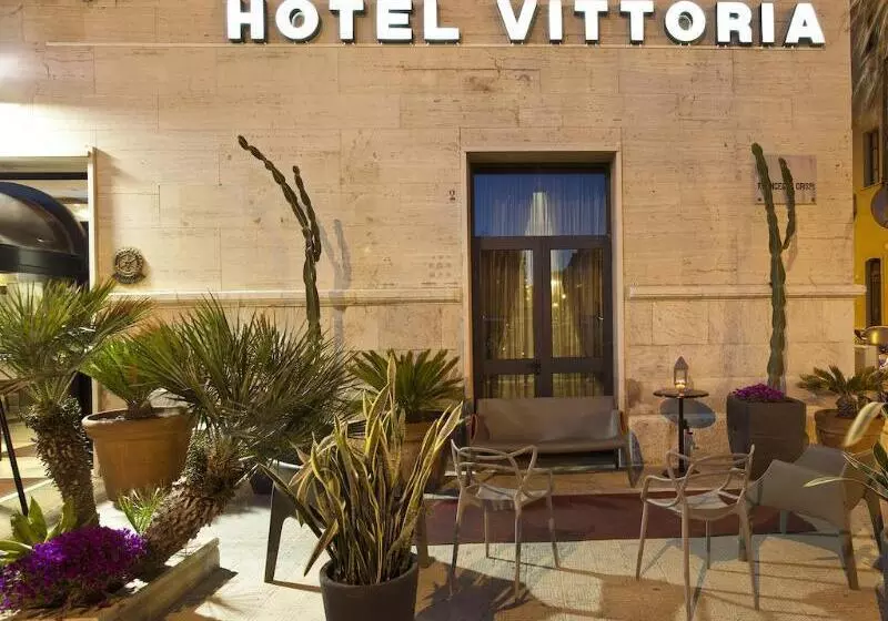 هتل Vittoria
