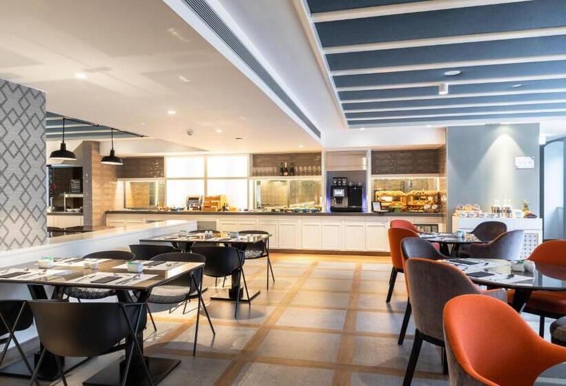 هتل Catalonia Porto