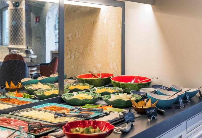 هتل Catalonia Porto