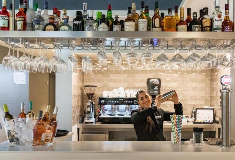 هتل Catalonia Porto