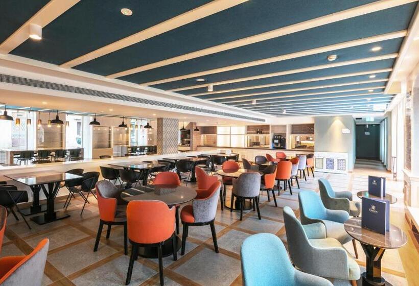 هتل Catalonia Porto