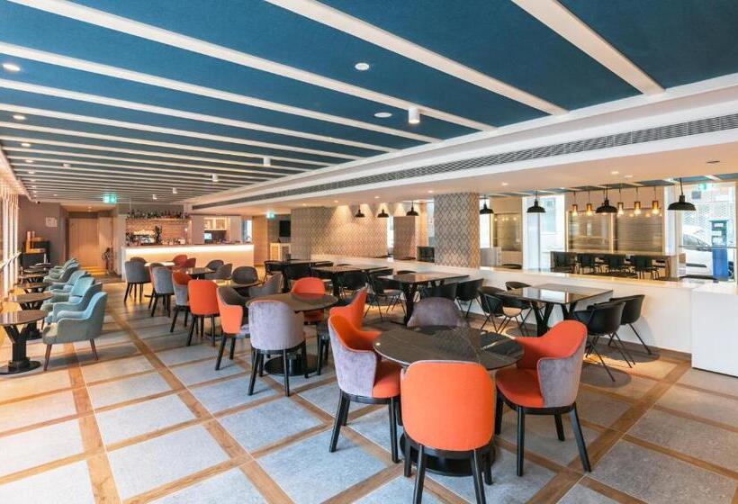 هتل Catalonia Porto