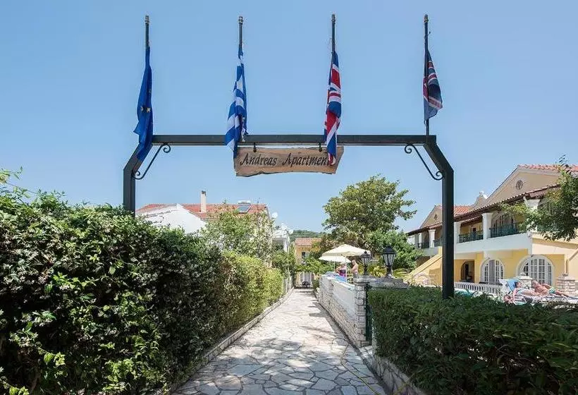 هتل Andreas Pool Apartments
