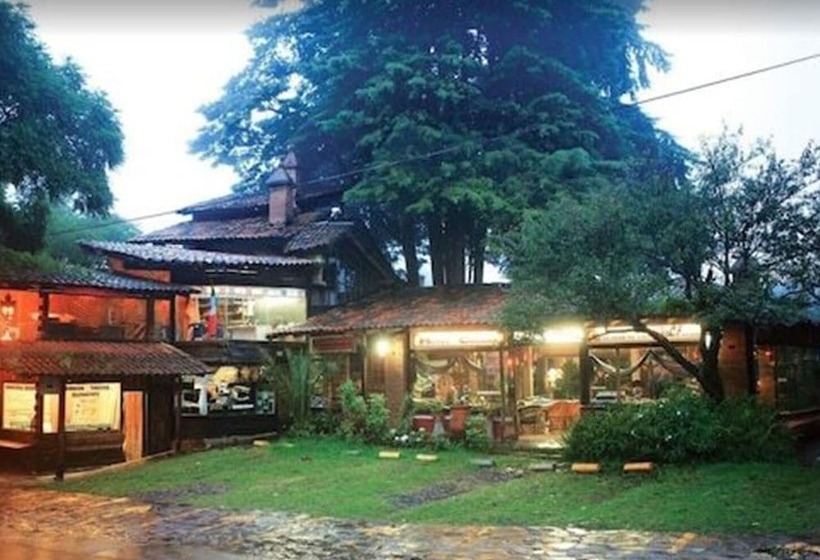 Hotel Cabana Los Ruisenores