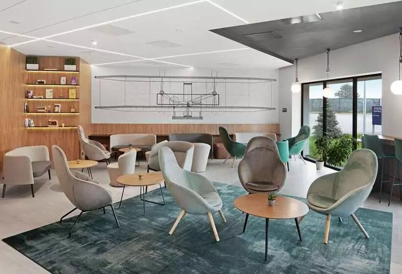 هتل Hilton Garden Inn Bucharest Airport