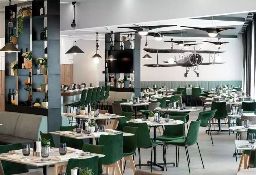 هتل Hilton Garden Inn Bucharest Airport