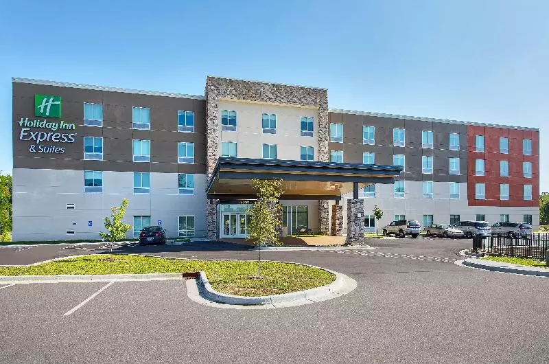 Hotelli Holiday Inn Express & Suites   La Grange, An Ihg