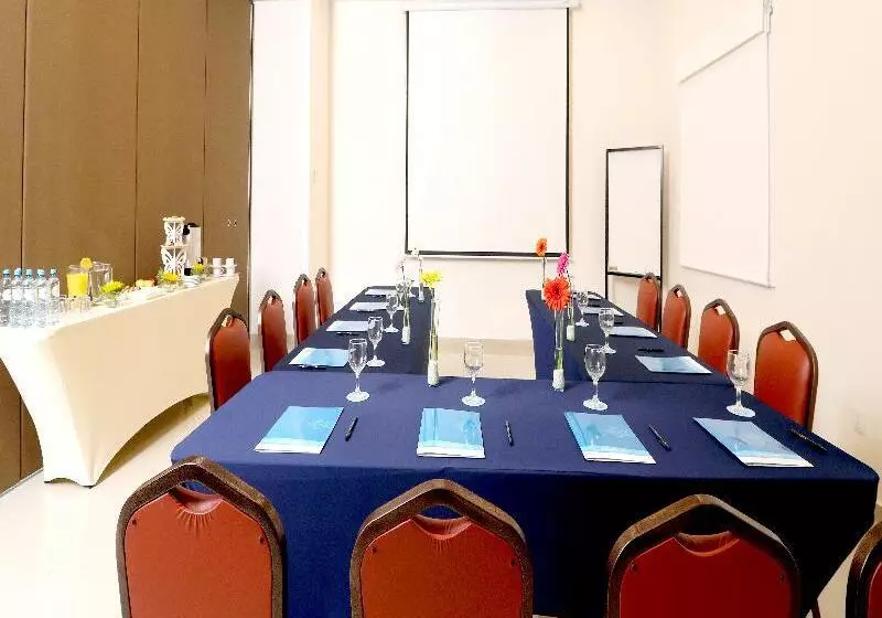 ホテル Misión Express San Juan Del Río