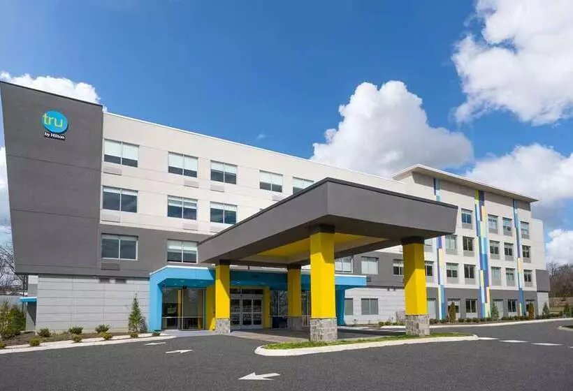 Hotelli Tru By Hilton Knoxville North I 75