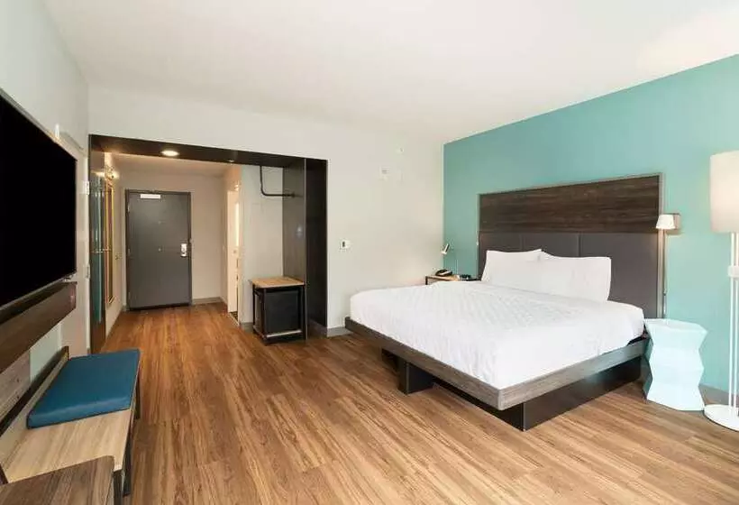 Hotelli Tru By Hilton Knoxville North I 75