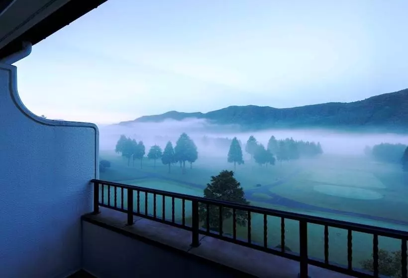 Отель Hakone Sengokuhara Prince