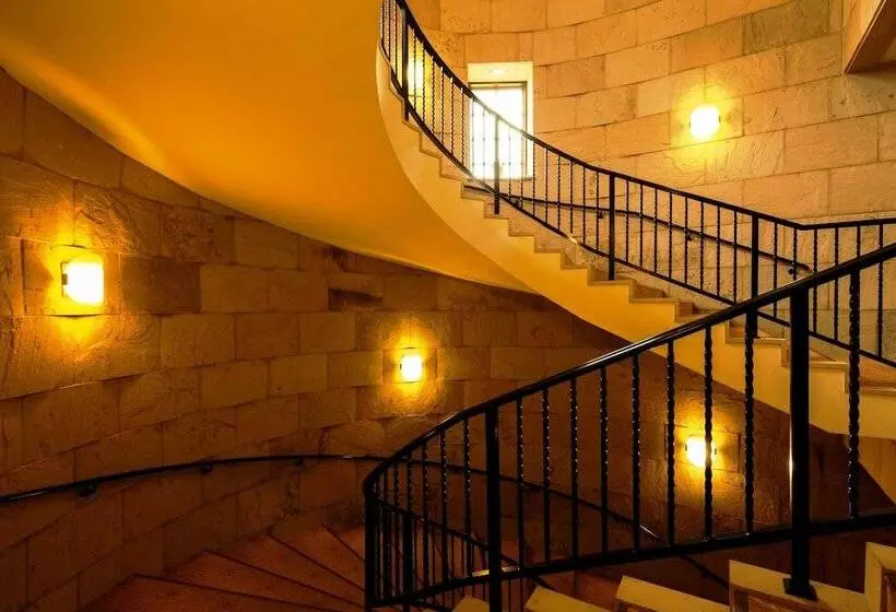 Отель Hakone Sengokuhara Prince