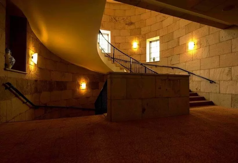 Отель Hakone Sengokuhara Prince