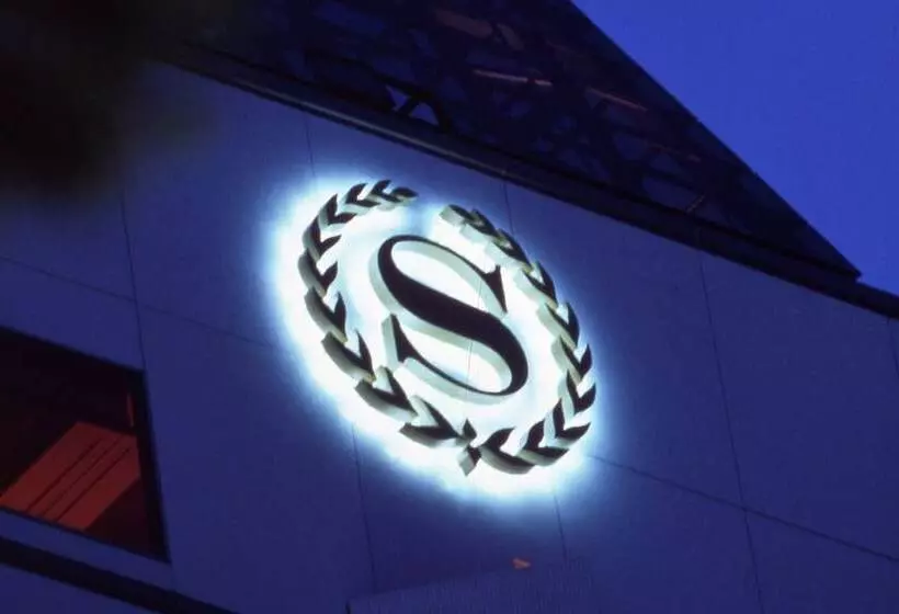 Kobe Bay Sheraton Hotel & Towers