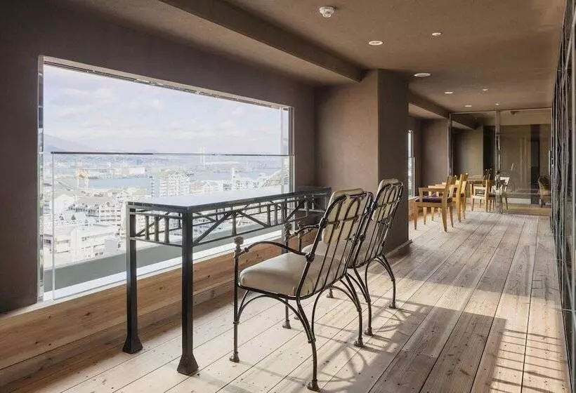 Kobe Bay Sheraton Hotel & Towers