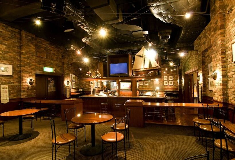 Kobe Bay Sheraton Hotel & Towers