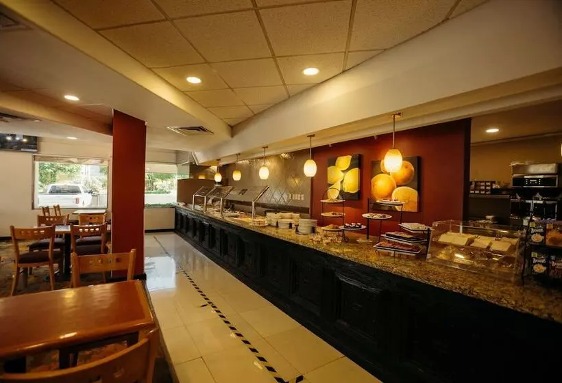 酒店 Araiza Hermosillo