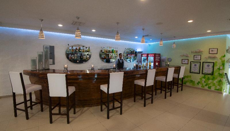 فندق Los Angeles Locos All Inclusive