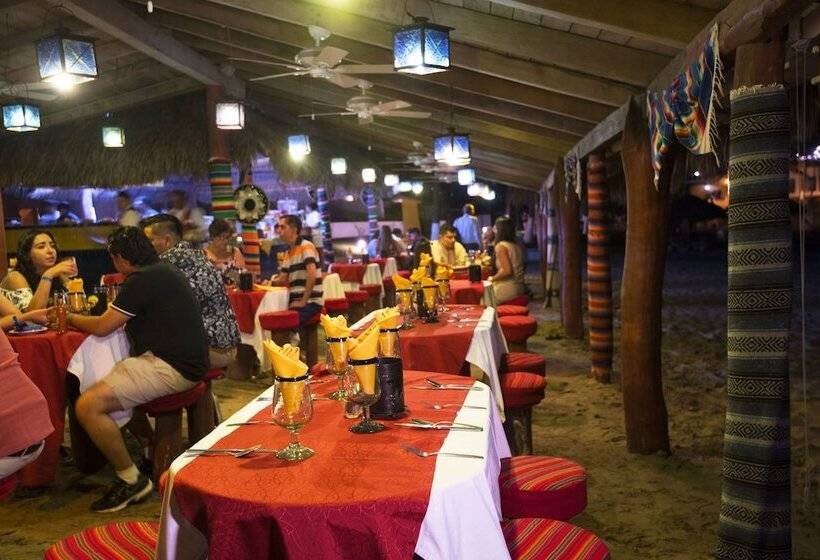 فندق Los Angeles Locos All Inclusive