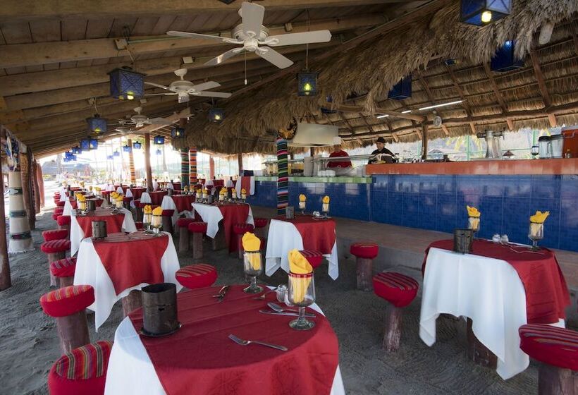 فندق Los Angeles Locos All Inclusive