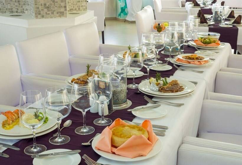 فندق Los Angeles Locos All Inclusive