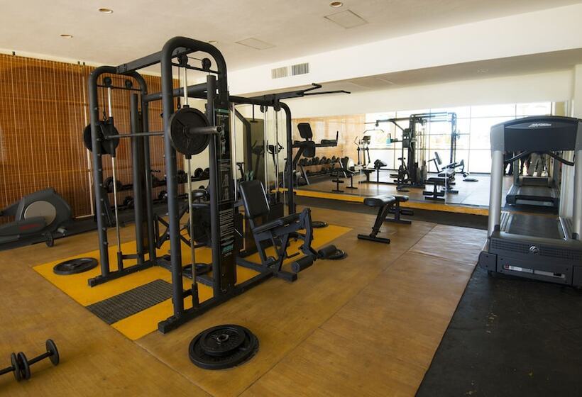 فندق Los Angeles Locos All Inclusive