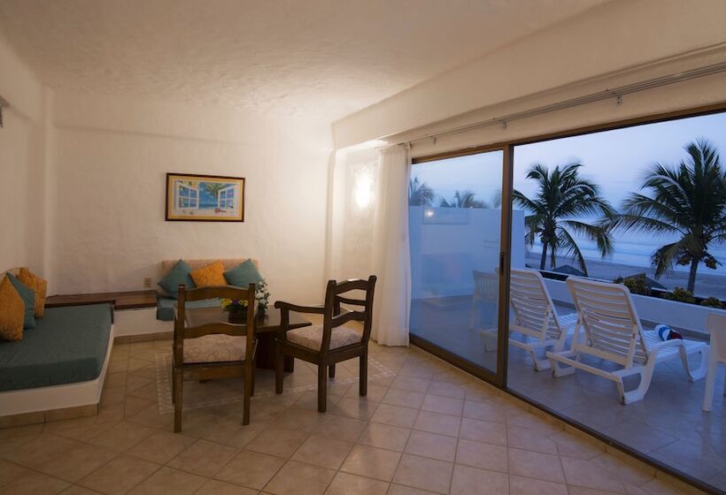 فندق Los Angeles Locos All Inclusive