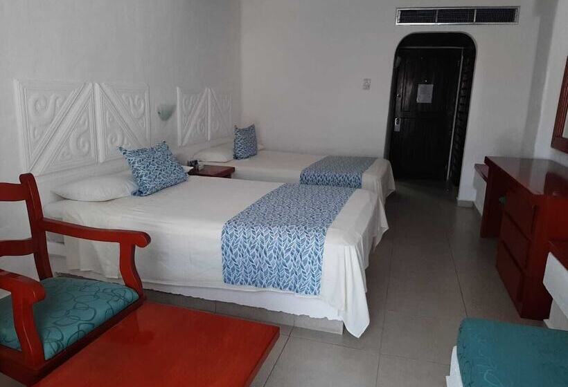 فندق Los Angeles Locos All Inclusive