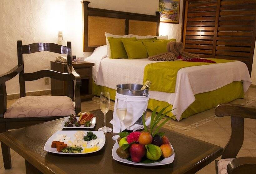 فندق Los Angeles Locos All Inclusive