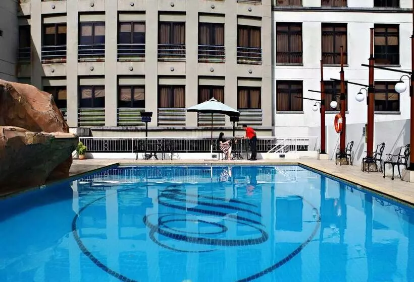 Merdeka Palace Hotels & Suites