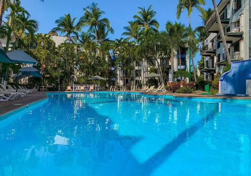 Отель Puerto De Luna Pet Friendly And Family Suites