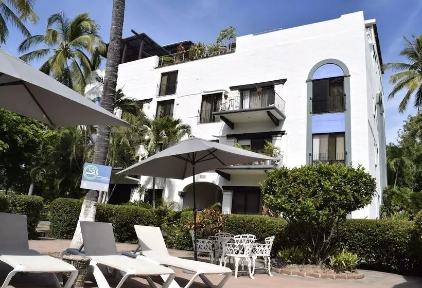 Отель Puerto De Luna Pet Friendly And Family Suites