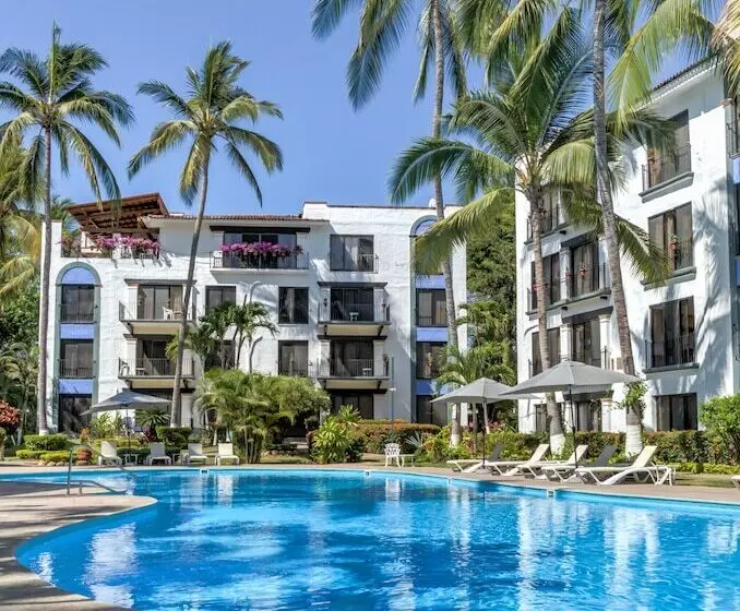 Отель Puerto De Luna Pet Friendly And Family Suites